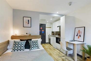 1 bed studio, Stoney Stanton Road, Coventry, CV14FS - Image 1